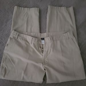 Patagonia mens flat front 40 khaki pants